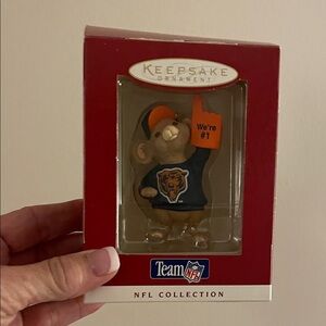 Hallmark Keepsake Ornament NFL Chicago Bears
